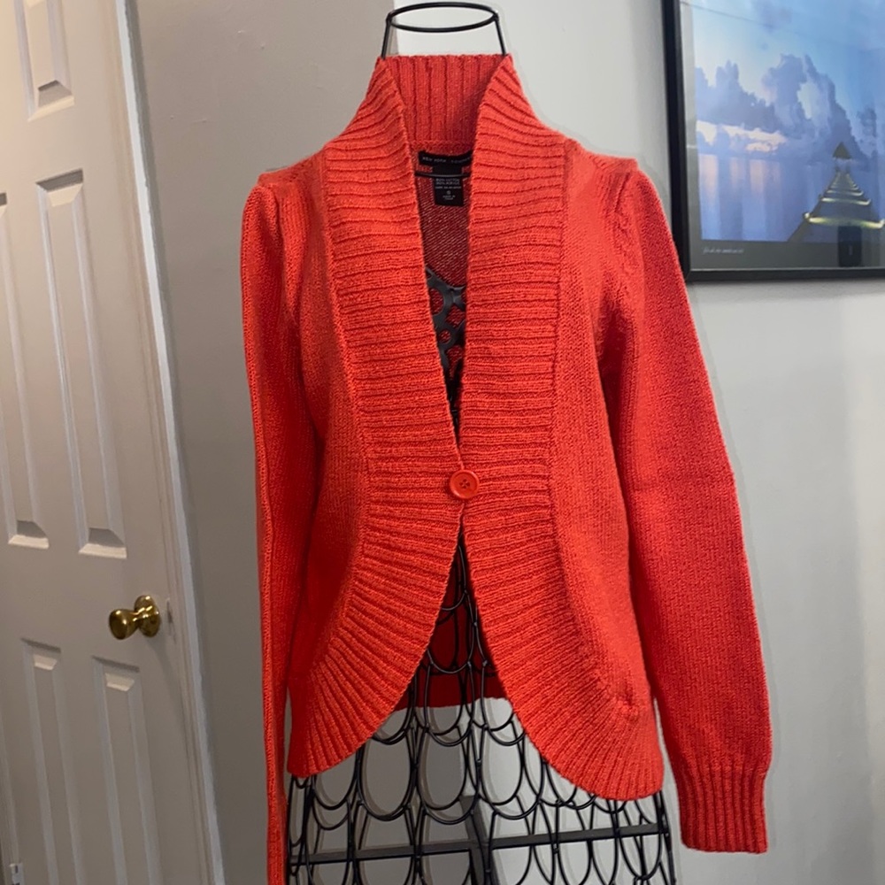 NEW YORK AND COMPANY BURNT ORANGE SWEATER JACKET